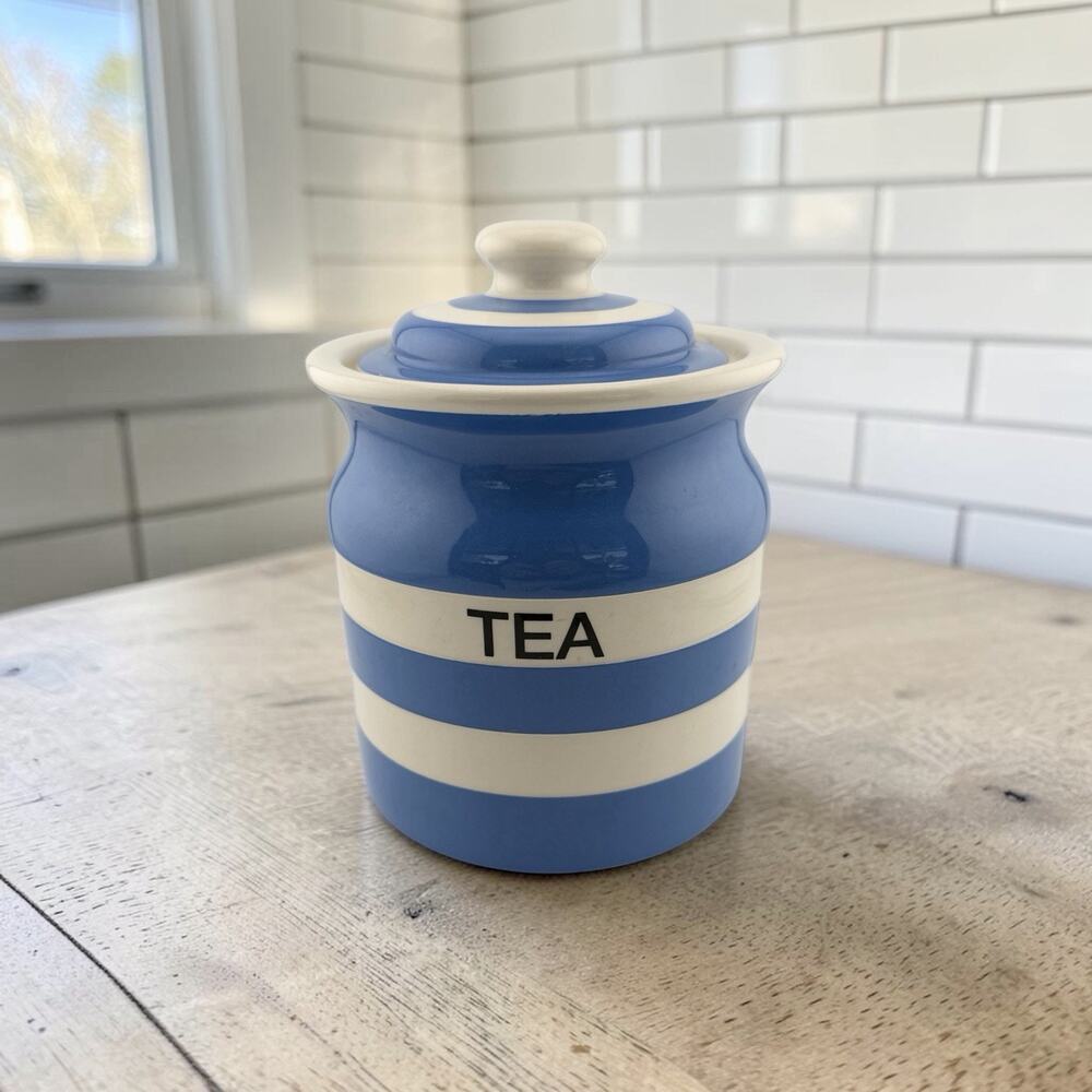 Cornishware Blue and White Tea Caddy TG Pottery Cloverleaf England 1980s 6.5"